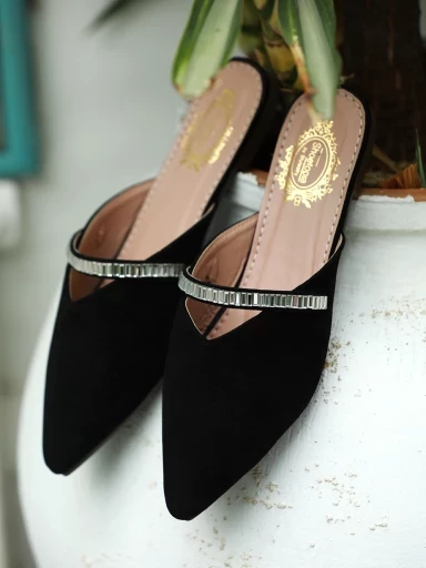 Stylestry Classy Black Flat Mules For Women & Girls