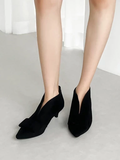 Stylestry Solid Bow Detailed Black Pumps For Women & Girls