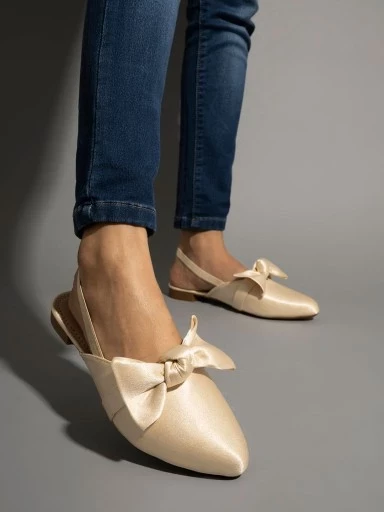 Shoetopia Stylish Decor Bow Point Toe Slingback Cream Mules For Women & Girls