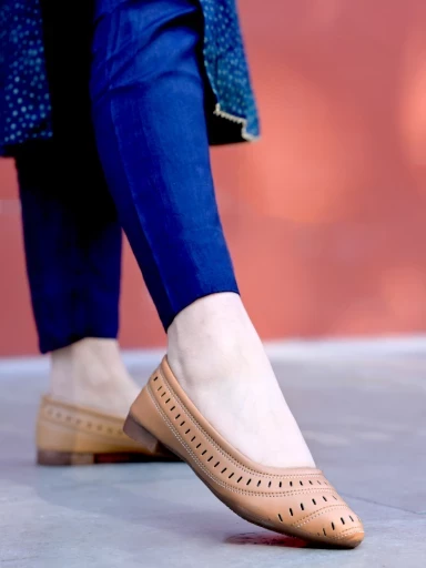 Stylestry Comfortable Tan Bellies For Women & Girls