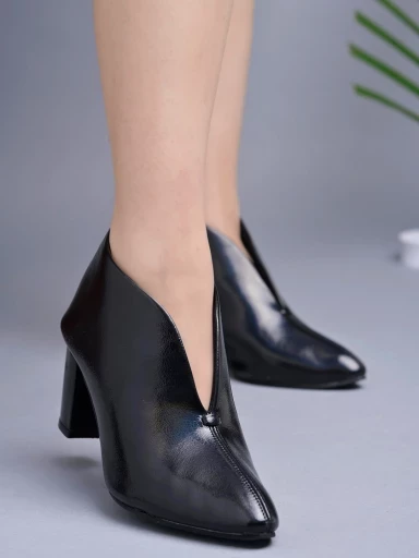 Stylestry Pointed Toe Black Mary Janes Pumps For Women & Girls