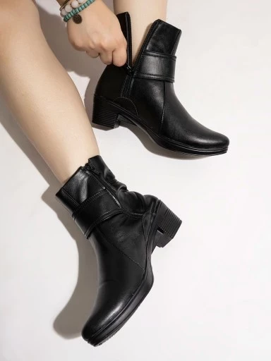 Stylestry Stylish Trendy Smart Casual Black Boots For Women & Girls