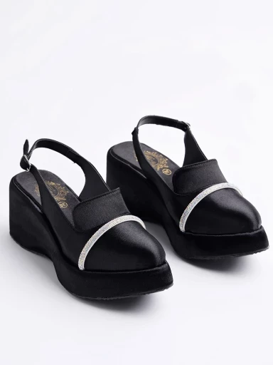 Stylestry Stylish Black Platform Heels For Women & Girls