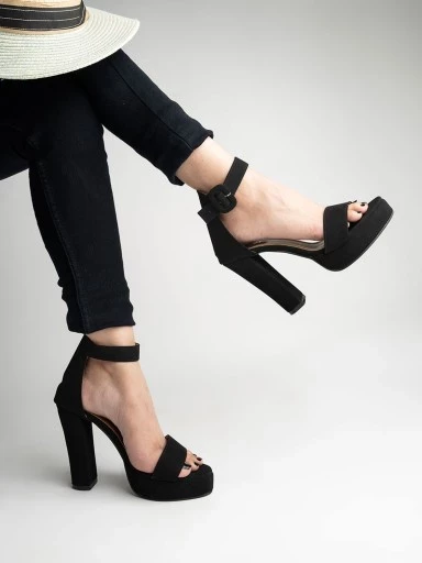 Shoetopia Black Ankle Strap Block Heeled Sandals For Women & Girls