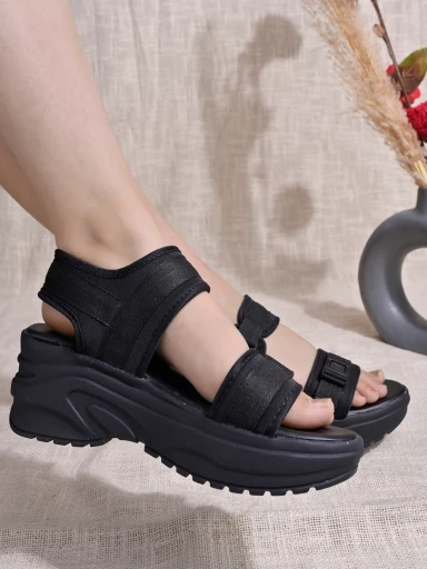 Stylestry Comfortable  & Sporty Black Sandals For Women & Girls