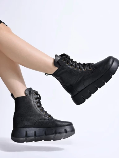 Shoetopia Smart Casual Black Boots For Women & Girls