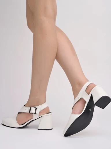 Stylestry Solid Pointed Toe White Pumps  For Women & Girls