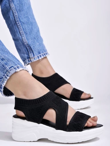 Stylestry Smart Casual Black Sandals For Women & Girls
