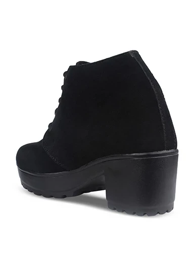 Stylestry Womens & Girls Black Solid Heeled Boots
