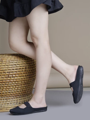 Stylestry Comfortable Cozy & Chic Flat Black Mules For Women & Girls