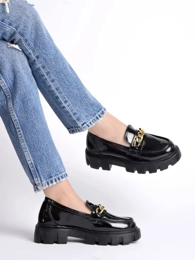 Shoetopia Smart Casual Chain Detailed Black Loafers For Women & Girls