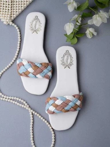 Shoetopia Women white Embellished Open Toe Flats