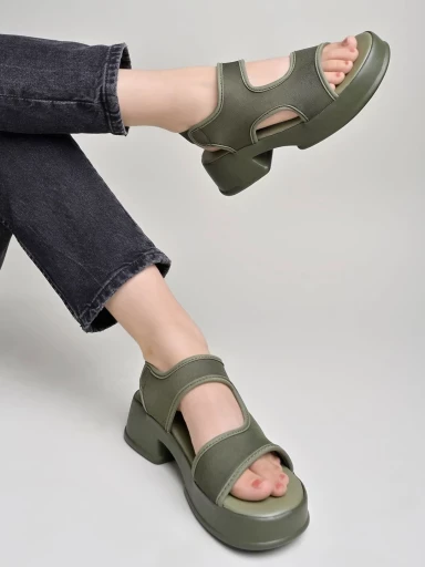 Stylestry Comfortable  & Sporty Green Sandals For Women & Girls