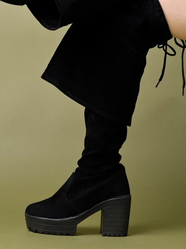 Stylestry Smart Casual Black Boots For Women & Girls