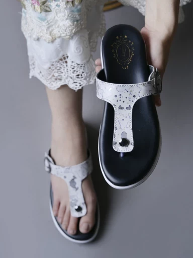 Stylestry Floral Black Print Slip-On Flats For Women & Girls