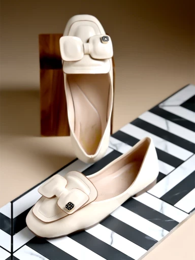 Stylestry Buckle Detailed Cream Loafers For Women & Gilrs