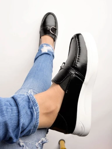 Shoetopia Smart Casual Chain Detailed Black Loafers For Women & Girls