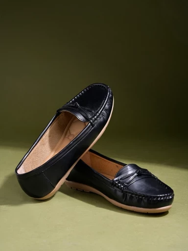 Stylestry upper Bow Detailed Black Loafers For Women & Gilrs