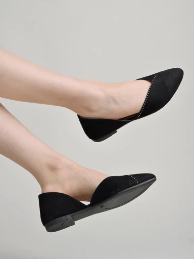 Stylestry Pointed Toe Flat Black Belly For Women & Girls
