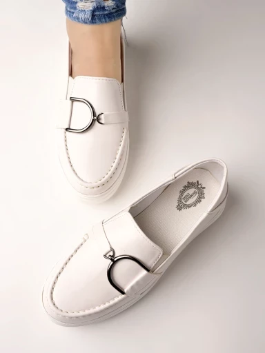 Stylestry Smart Casual Chain Detailed White Loafers For Women & Girls