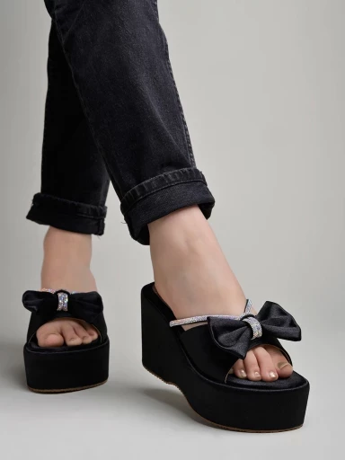 Shoetopia Embellished Black Platfrom Heels For Women & Girls
