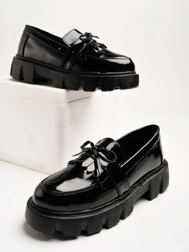 Stylestry Front Tie Detailed Black Loafers For Women & Girls