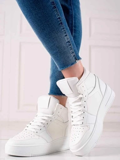 Stylestry Women & Girls White Smart Casual Sneakers