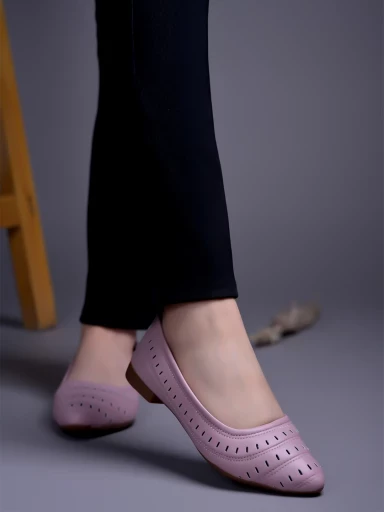 Stylestry Comfortable Mauve Bellies For Women & Girls