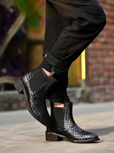 Stylestry Stylish Black Chelsea Boots For Women & Girls
