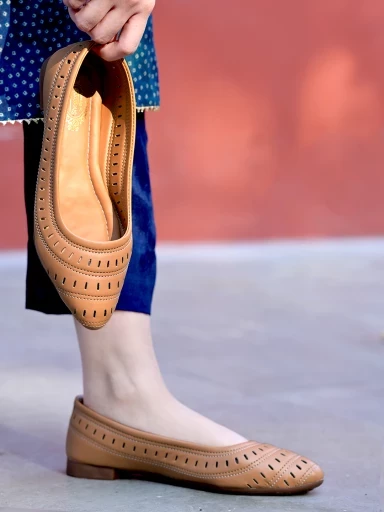 Stylestry Comfortable Tan Bellies For Women & Girls