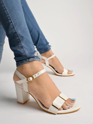 Shoetopia Womens & Girls White Backstrap Solid Block Heels