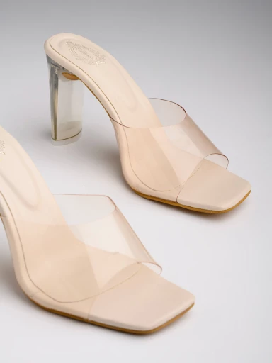 Shoetopia Women & Girls Cream Block Heels